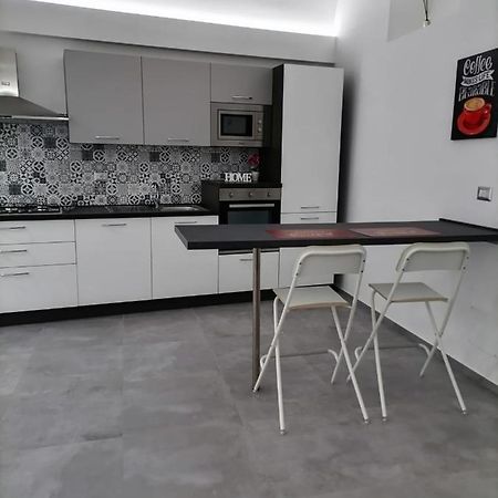 Darsena Apartments Molfetta Bagian luar foto